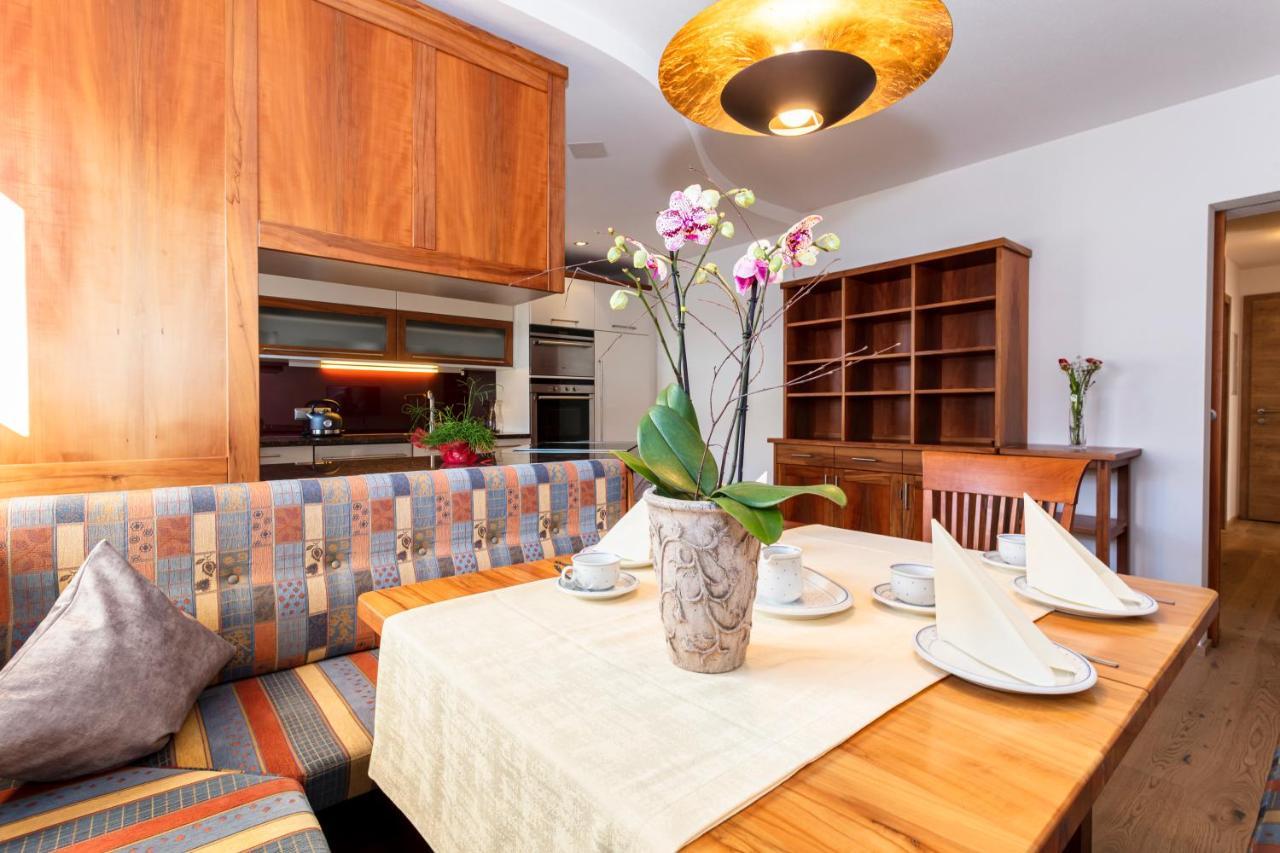 Stoamat Appartements Lofer Zimmer foto